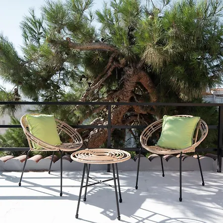 Plaka Bliss - Terrace With Acropolis View *